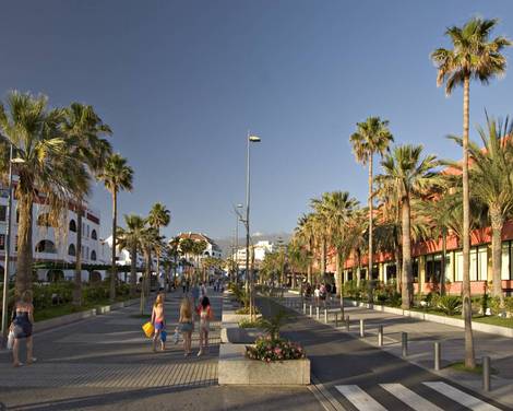 Rafael Puig Ave in Playa de Las Américas Rafael Puig Ave in Playa de Las Américas