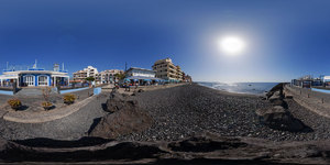 Avenida Sim�n Bolivar (paseo mar�timo de Las Galletas)